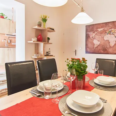 Cozy With Terrace Near Castle Apartment Prague