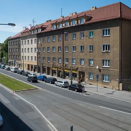 Cozy With Terrace Near Castle Apartment Prague